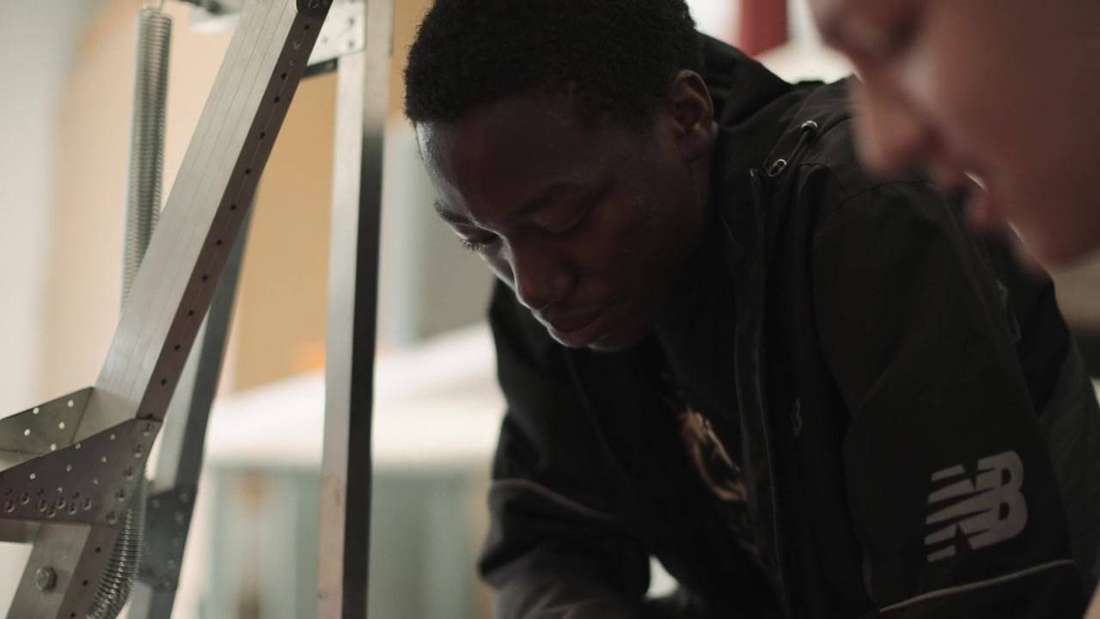 Del Valle film still by Adam Grumbo